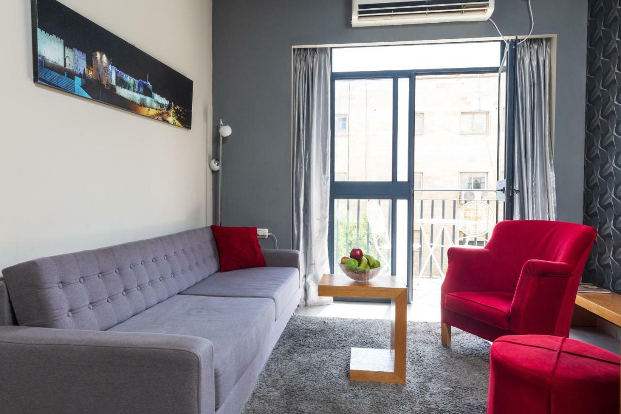 Hillel 11 Hotel